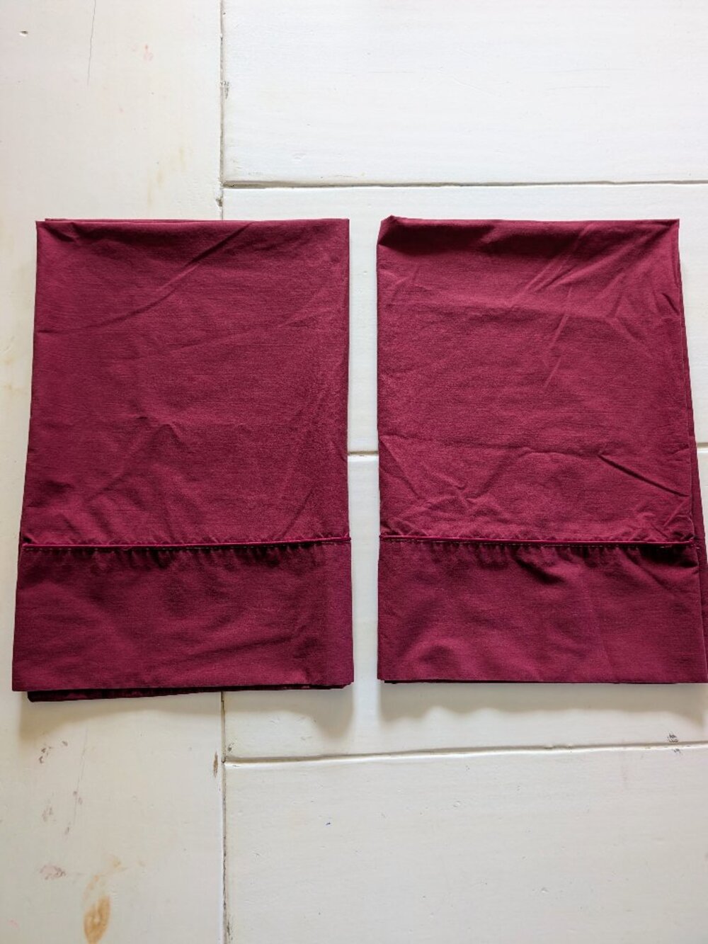 Set of 2 VTG JCPenney Home Collection Burgundy Percale Pillowcases Standard 90s